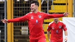 L'ex Como sta vivendo un sogno: segna un poker nello scontro salvezza e supera il suo record