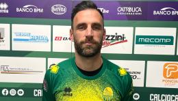 A 37 anni è glaciale dal dischetto e regala al paese di 8mila abitanti la prima vittoria tra i Prof nel nuovo stadio