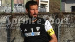 Esonerato l'allenatore dopo 2 vittorie consecutive, in panchina una grande bandiera del club