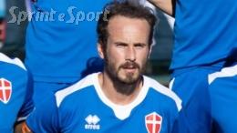 È un vero leader e il suo club se lo tiene stretto, per il capitano già 100 presenze in maglia azzurra