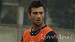 Morde un avversario nel post partita, campionato finito per l'esperto difensore