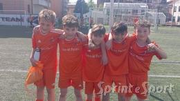 Un eurogol a testa per infiammare il derby: sette gol in un quarto d'ora e spettacolo orange