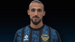 Dopo il ko un'aggressione in strada con pugno in faccia finale, la brutta avventura del difensore