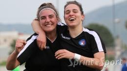 Le campionesse in carica sono ancora devastanti: vincono l'esordio e mandano un messaggio all'Italia