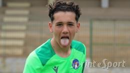 Fa il fenomeno davanti a tutta Italia: a 15 anni segna il gol della vita e riscrive la storia