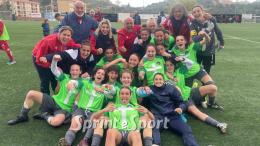 Non c'è 2 senza 3: ragazze eroiche difendono in 10 il primato nel girone e sognano in grande