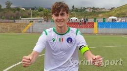 È il capitano dell'impresa più bella: ha 17 anni, sta stupendo l'Italia e giocherà una finale storica