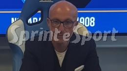 Follia nella città di 216mila abitanti, esonerato l'allenatore che stava salvando la squadra