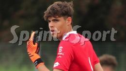 A soli 16 anni si fa migliaia di chilometri per diventare un giocatore, è un portiere davvero destinato alla gloria