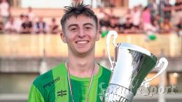 Nessuno come lui! Alza il primo trofeo della società del compianto presidente e prenota l'Élite