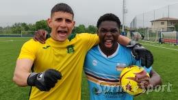 È una rimonta da urlo! Miracoli del portiere, tripletta del bomber e caos nel finale