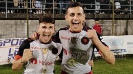 La storia prende vita! Nati sui social, vincono tutto in una partita leggendaria e fanno la storia