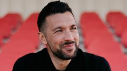 Un campionato perso all'ultimo e il saluto sui social: l'allenatore italiano dà l'addio all'Ajax