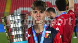 Debutta da titolare a 18 anni in Serie A e segna una doppietta in 17 minuti, è nata una stella nel calcio italiano