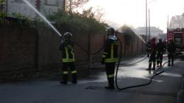 Fiamme nella notte al centro sportivo del club di Serie A, in 4 finiscono in ospedale