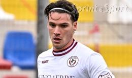 La Lazio lo vuole. Anzi, no. Il Bomber da 19 gol dall'impatto devastante sogna lo stesso il grande salto