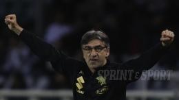 15 sconfitte nelle sue ultime 20 partite da allenatore ma il top club gli affida la panchina