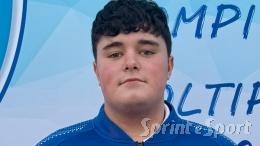 Tragedia nella notte: a soli 18 anni ci lascia un giovane calciatore, travolto da un auto mentre era in moto