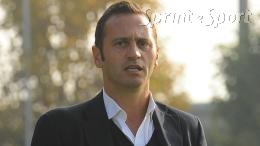 Vince campionato e Supercoppa ma se ne va, l'allenatore ora diventa il desiderio di molte squadre