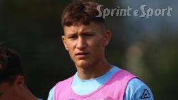 Mandato in campo a sorpresa in Serie B se la cava alla grande e il club lo blinda fino al 2029, è nata una stella