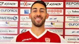 Una lunga gavetta tra i Dilettanti e 12 gol nell'ultima stagione, per il fantasista arriva il debutto tra i Prof