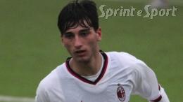 Un ex Milan e Torino per la difesa, la neo promossa irrompe sul mercato e fa davvero sul serio