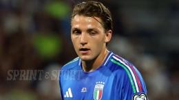 L'attaccante della Nazionale dice sì ai soldi e si allontana dal calcio che conta: 20 milioni a stagione e 60 al suo club