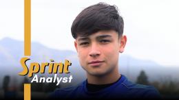 Ha 15 anni, segna 60 gol in stagione e fa il capocannoniere in due categorie