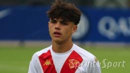 Il difensore con l'anima da leader cambia squadra: verr&agrave; allenato dal figlio di una leggenda del calcio