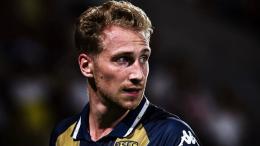 Tragedia a Bari, muore a un anno il figlio di Verreth: il club interrompe il ritiro di Roccaraso