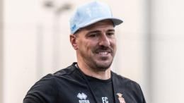 Oltre 400 partite tra i Prof da difensore, ora da allenatore tornerà nella squadra della città di 255mila abitanti