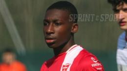 Ha 19 anni, lascia il Monza ed è pronto a farsi strada tra i grandi: ecco un vero asso in attacco
