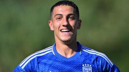 Il vincitore della Coppa lascia l'Italia, al di là dell'Adriatico la città di 130mila abitanti lo accoglie a braccia aperte