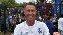 È un derby pazzo! La neopromossa ribalta i rivali con 3 gol negli ultimi 5 minuti