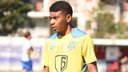 7 gol nella gara d'esordio, il nuovo bomber fa subito doppietta