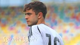 Classe 2008, argentino, fantasista: il Napoli strappa alla Juventus uno dei suoi talenti più puri