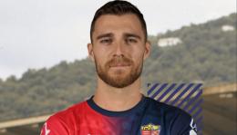 Preso un giocatore che arriva dalla Serie B, dopo la pessima partenza il club le tenta tutte per invertire la rotta