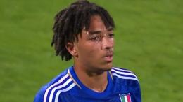 L'attaccante dell'Espanyol è glaciale: rigore perfetto e la nuova Italia inizia subito alla grande