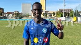 Tra gol fantasma, errori marchiani e traiettorie imparabili è pareggio pirotecnico all’esordio