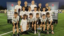 Trionfo nella maniera più incredibile: le Foxes vincono l'ultima gara e si prendono il primato