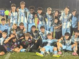 Il primo anno è già leggenda, vincono il Grande Slam all'esordio dopo 18 calci di rigore, tira anche il portiere!