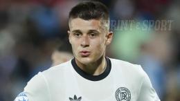 Debutta in Champions League e fa gol al primo colpo, il 21enne figlio d'arte è un vero portento