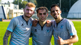 Perfetti! Fanno 4 gol alla grande favorita, dominano il big match e festeggiano la prima vittoria