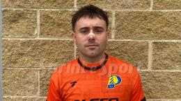 Due traverse e polemiche arbitrali: gli oronero crescono nella ripresa, ma senza il colpo vincente