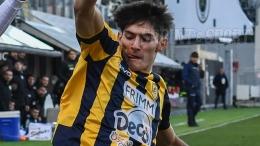 Debutta in Serie A con la maglia con cui è cresciuto e strappa già applausi, è la storia di un futuro asso