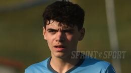 Una tripletta da leggenda per la terza vittoria consecutiva: il bomber che arriva dai Dilettanti è uno spettacolo