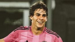 Tripletta all'esordio per il classe 2005! Il talento soffiato alla Juventus che incanta al Mondiale