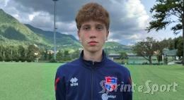 È La bandiera di una delle società più vincenti e decide il derby segnando in rovesciata!