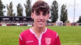 Prima sbaglia l'impossibile poi segna il gol-vittoria, l'attaccante è il protagonista assoluto di giornata