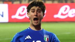 È un mezzo miracolo! L'Italia perde con l'Argentina ma vola agli ottavi di finale dei Mondiali